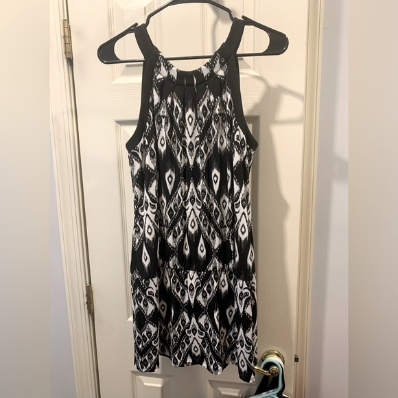 WHBM size small lightweight stretchy material - excellent condition - Picture 1 of 2